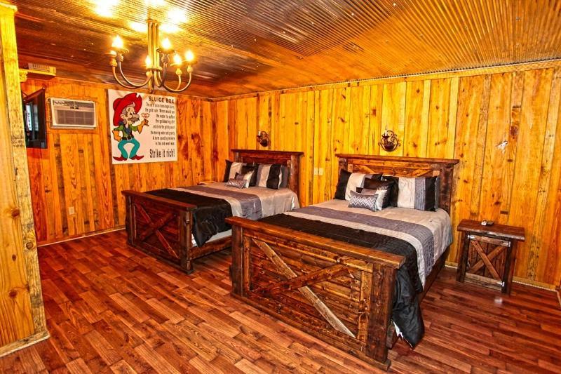 Diamonds Old West Hotel Murfreesboro Eksteriør billede